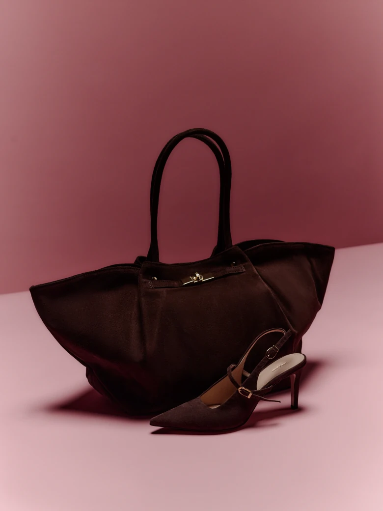 Leather chocolate shopper bag