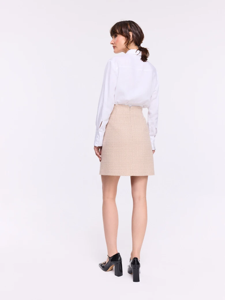 Short beige tweed skirt
