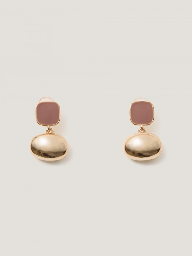 Elegant earrings with square links