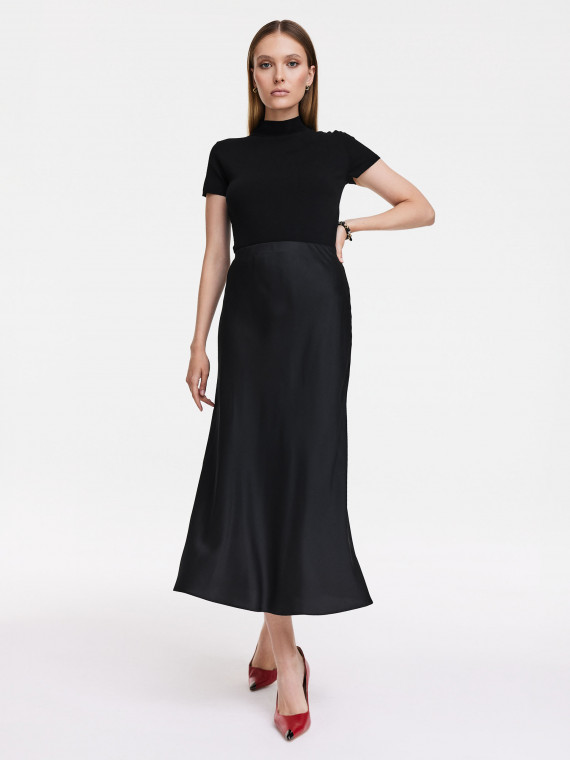 Black midi skirt