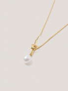 Gold-plated pearl necklace