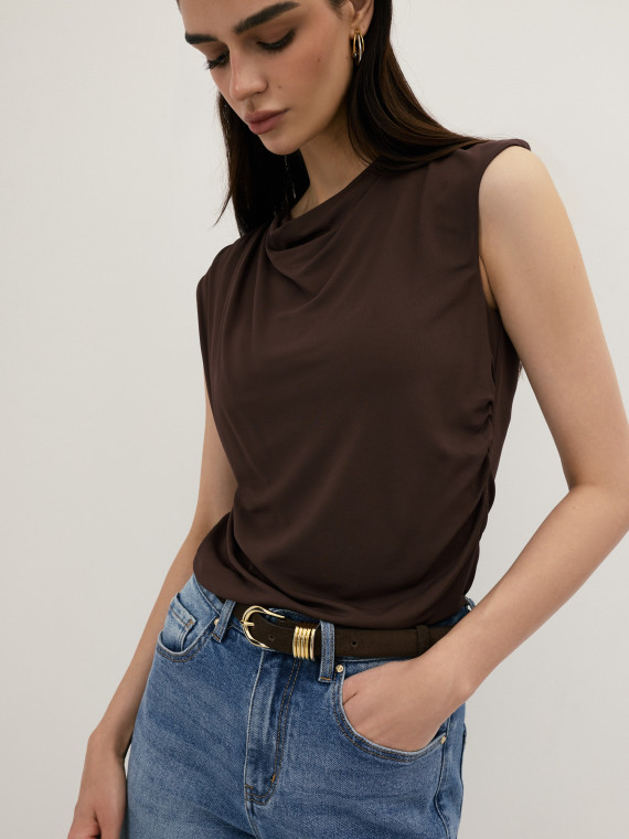 Chocolate-coloured viscose blouse with ruffles
